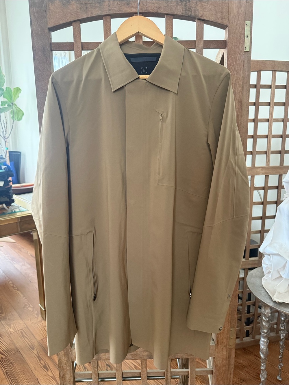 lululemon athletica Men's Tan Windbreaker Coat